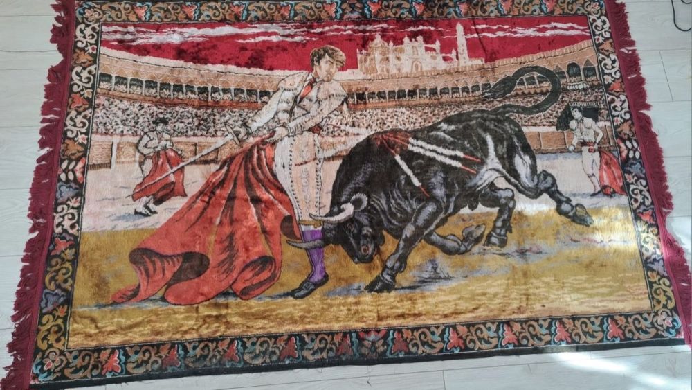 Carpeta cu Toreador.