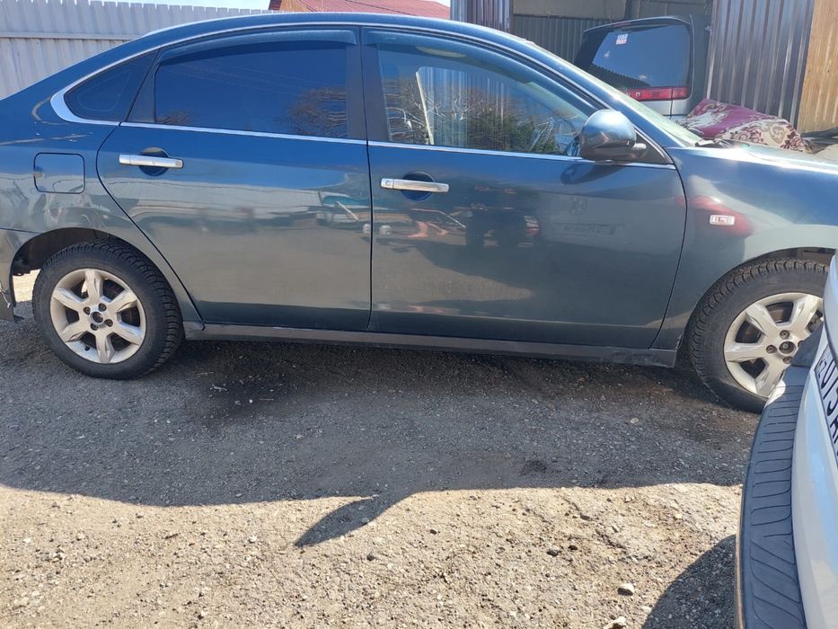 Продам машину Nissan Almera