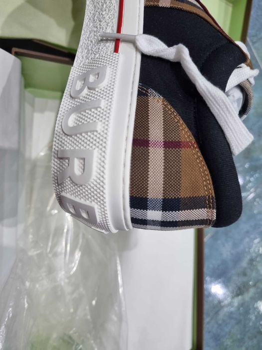 Кецове BURBERRY
