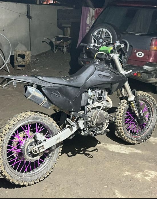 Продам мотоцикл (Эндуро)