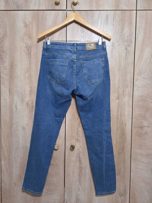 Blugi Zara marimea 36