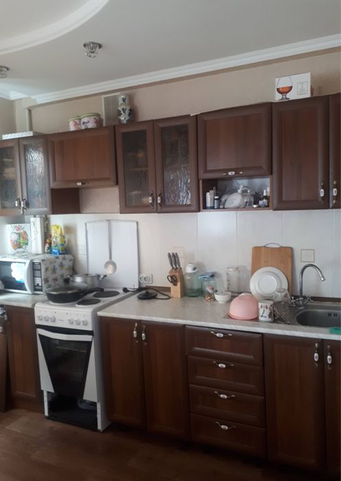 Продам кухонный гарнитур с плитой