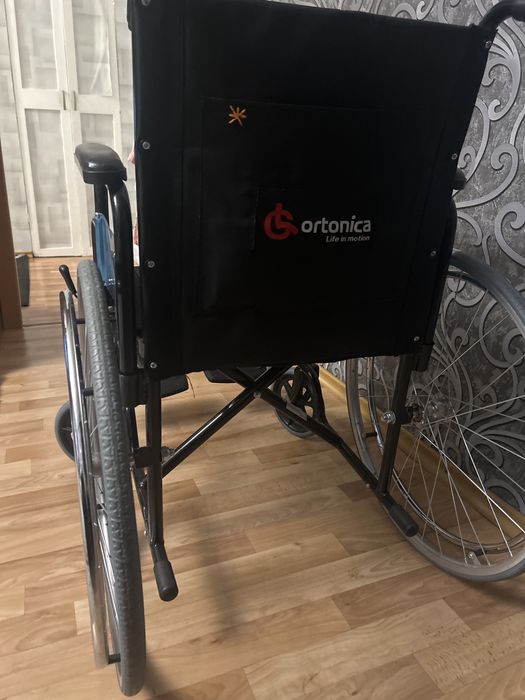 Инвалидная коляска новая