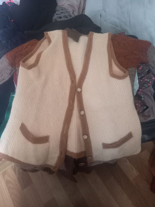 Женский киімдер. 42 размерге