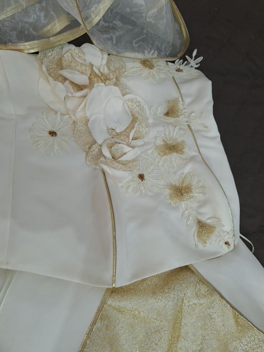 Rochie de mireasa deosebita
