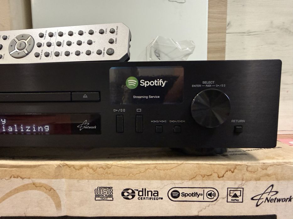 Yamaha CD-N301 player