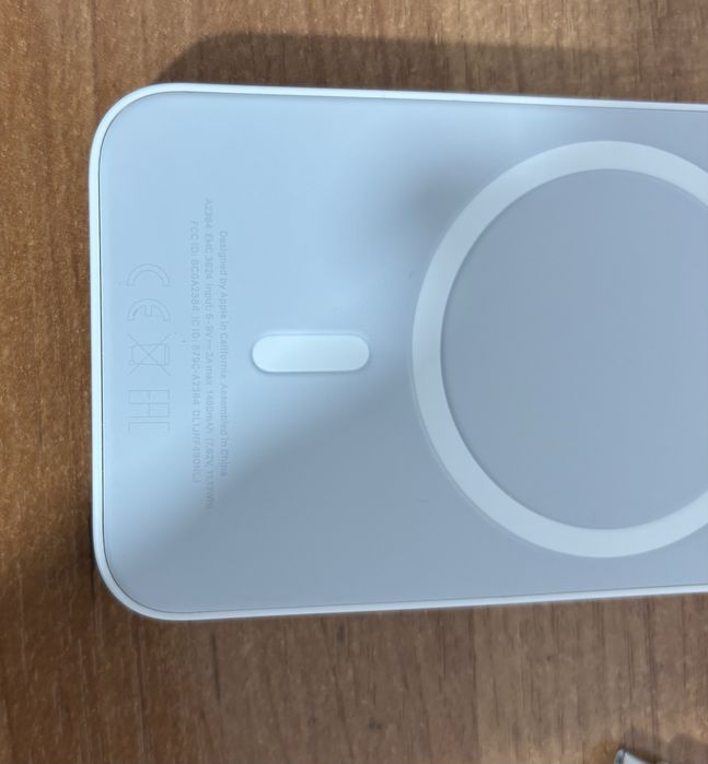 Power Bank (максейф)на айфон