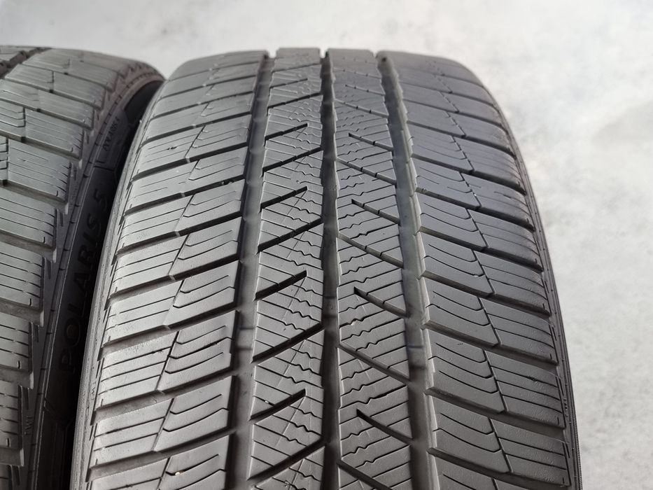 "Dot 22" 225/40/19 2Броя: 240лв 7.3мм