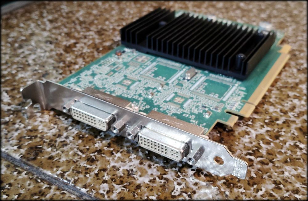 Matrox P690 / 128 MB, 128-bit