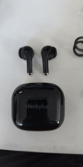 Casti wireless lenovo