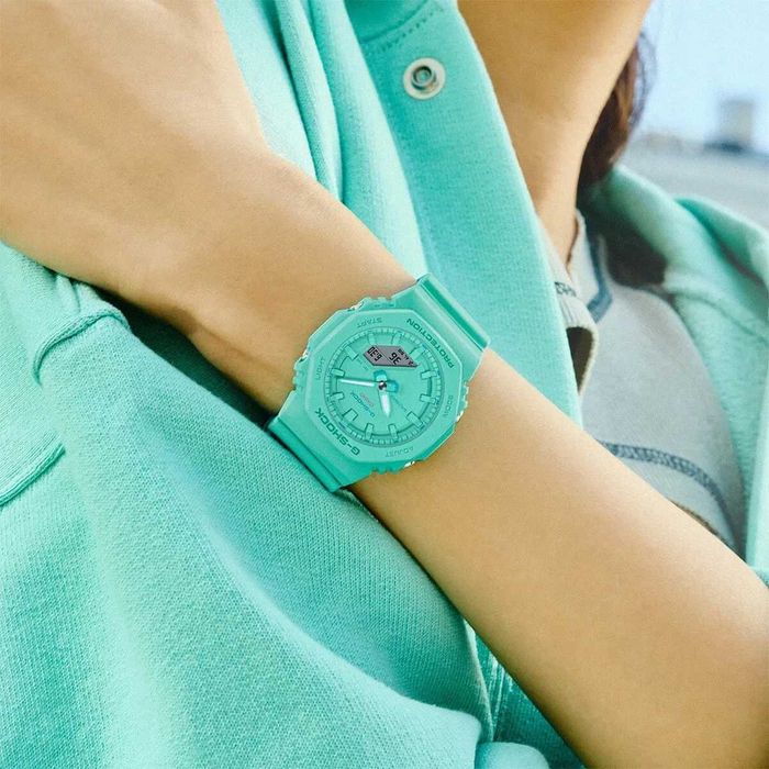 Нов дамски часовник Casio G-Shock GMA-P2100-2AER - гаранция
