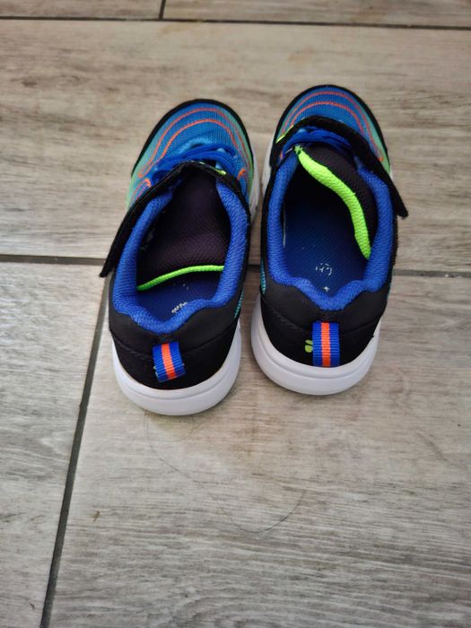 Adidasi pentru baieti