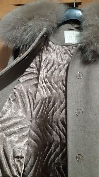 Женское демисезоное пальто