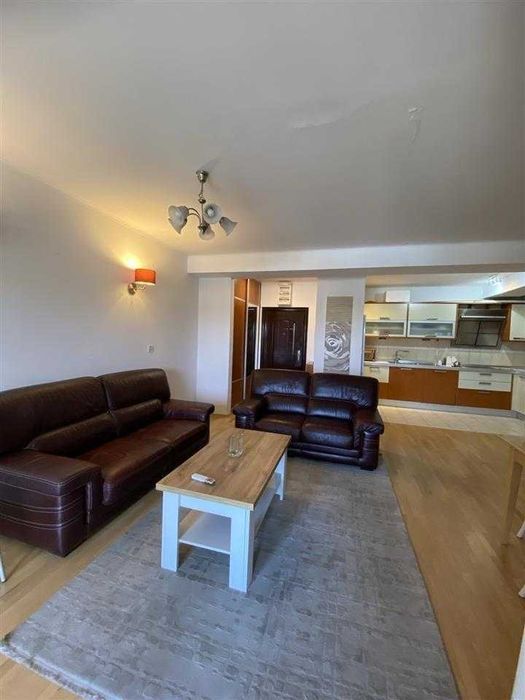 Дава се под наем Двустаен апартамент в Бургас, Лазур - 57 кв.м за 204 € - Снимка #1