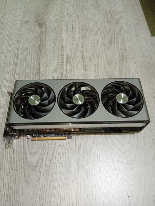 Placa video AMD Sappire nitro+ RX 7900 XT