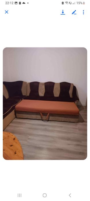 Vând canapea puțin utilizată