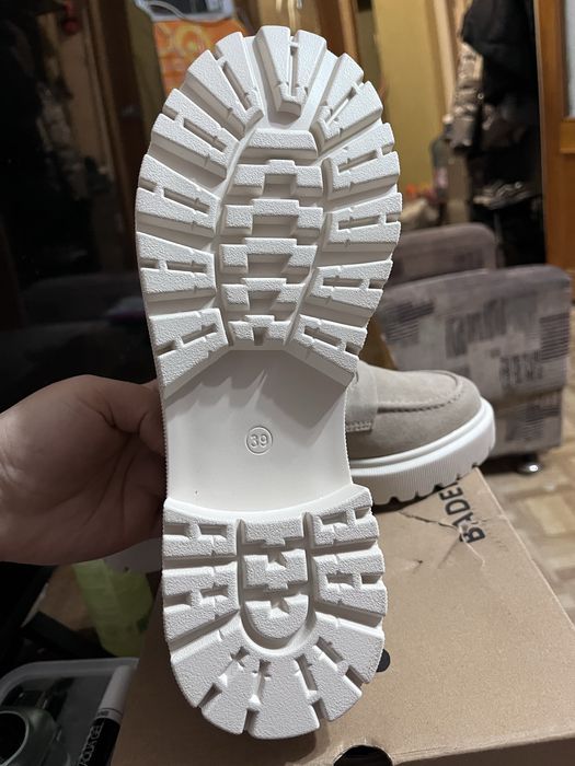 Новые лоферы замшевые