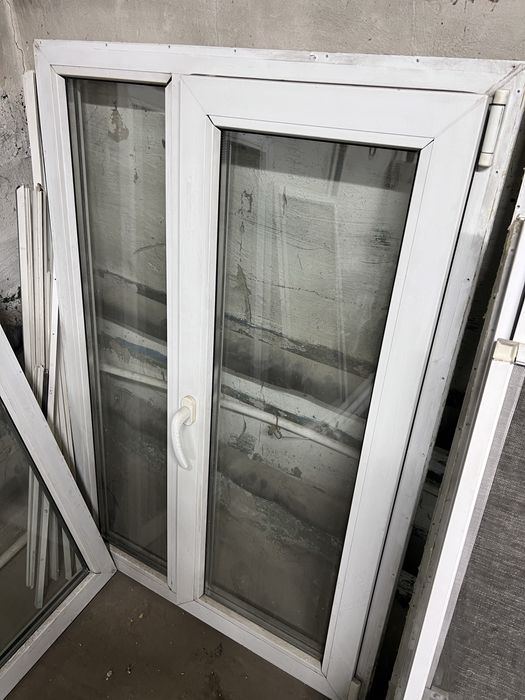 Пластиковые окна б/у 3 штук