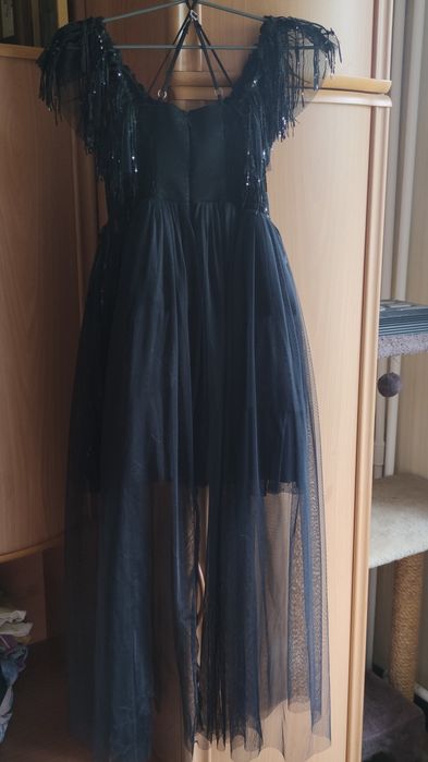 Продам очень шикарное платье на девочку