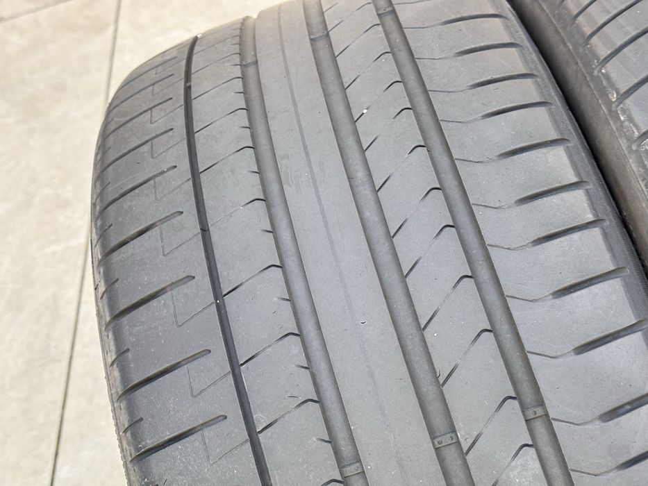 285/35/R21 255/40/R21 4бр летни Pirelli Pzero спорт пакет