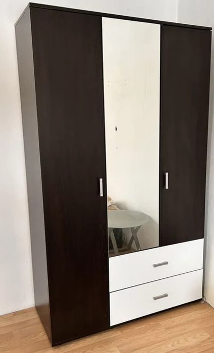 Dulap / șifonier Brașov  stare foarte bună 120/204 cm