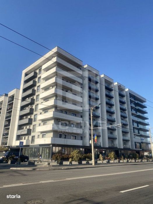 Spatiu comercial 120-600 mp langa Mega