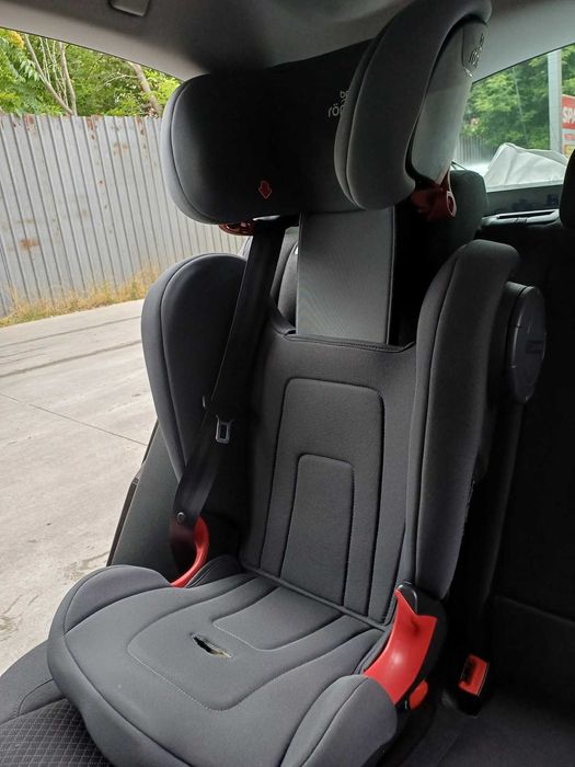 Scaun auto ISOFIX Britax Romer KIDFIX2 15-36 kg
