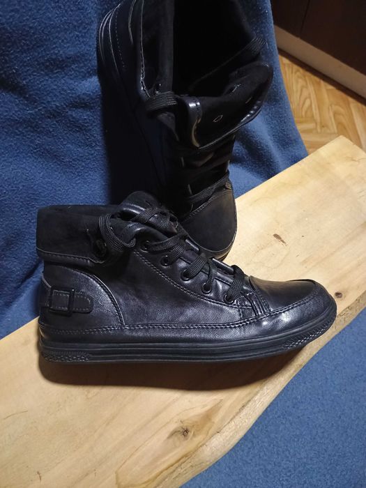 Ghete dama mărimea 38 stare foarte buna