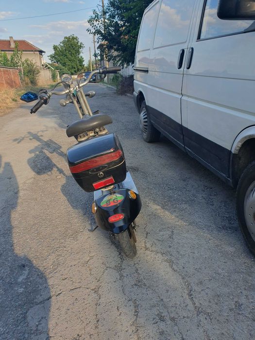 Продавам ел. скутер.