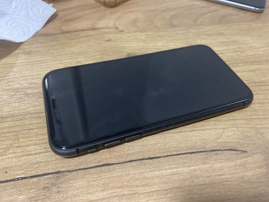 Iphone 11     128 ГБ