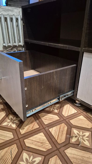 Продам ТВ-тумбу за 10000 тенге