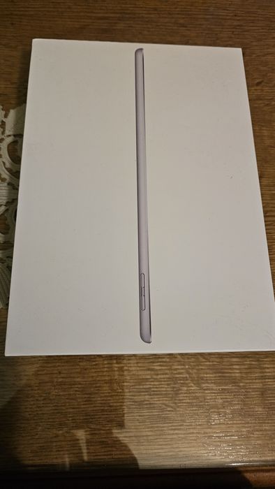 Tableta Apple iPad ecran Retina de  9.7"