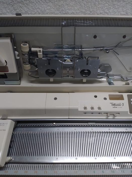 Вязальная машина Brother KH 930