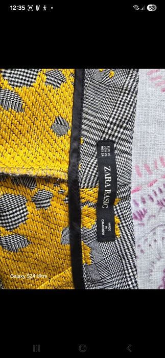 Pantaloni zara flori
