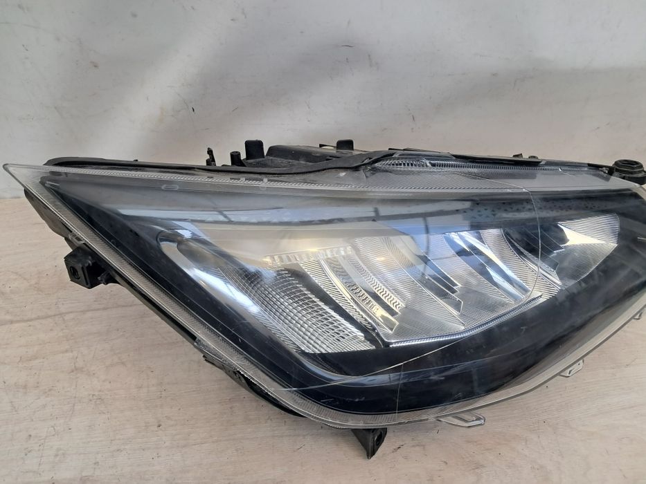 Фар Seat Ibiza 6f 2019/2023г