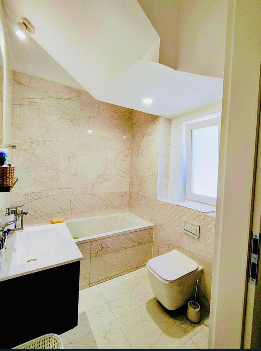 CASA- De vânzare *Cartier Albert*