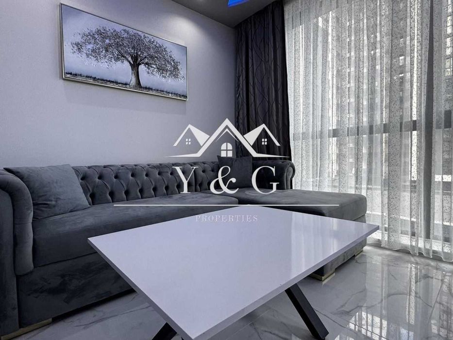 Дава се под наем Двустаен апартамент в Пловдив, Център - 67 кв.м за 612 € - Снимка #2