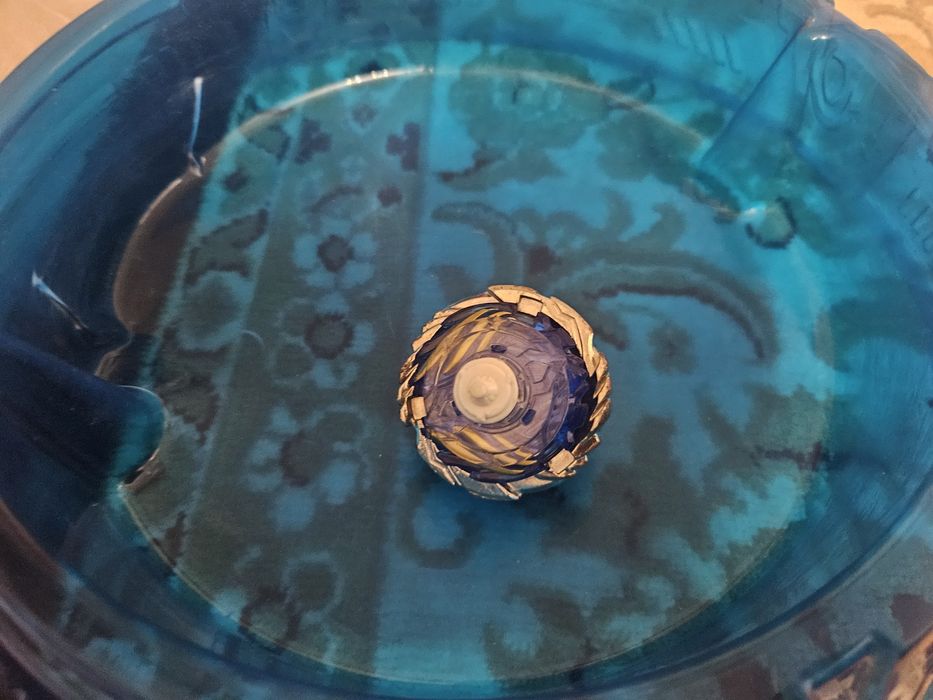 Два инфинити надо