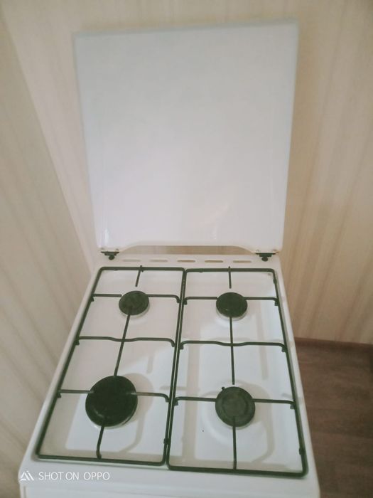 Продам газ плиту в хорошем состояний.
