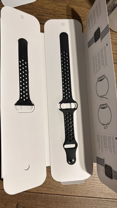 Apple Watch Nike 7, GPS, Midnight aluminium 41mm Limited edition