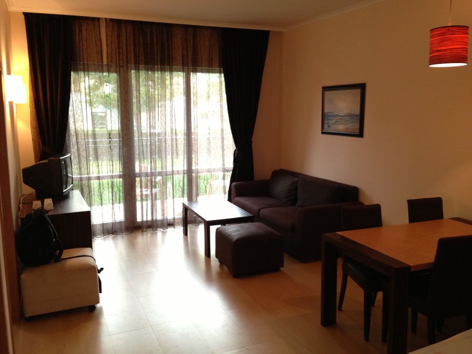 Продава се Тристаен апартамент в к.к. Слънчев бряг - 97 кв.м за 579 €/кв.м - Снимка #4