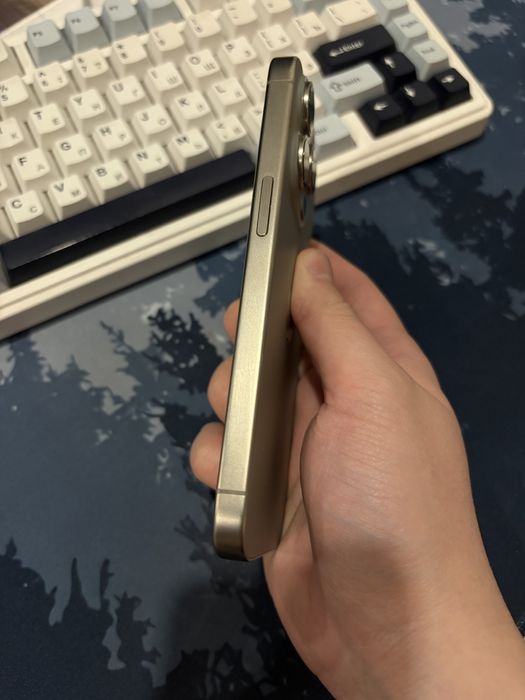 iPhone 15 pro, 128gb, sim+ esim