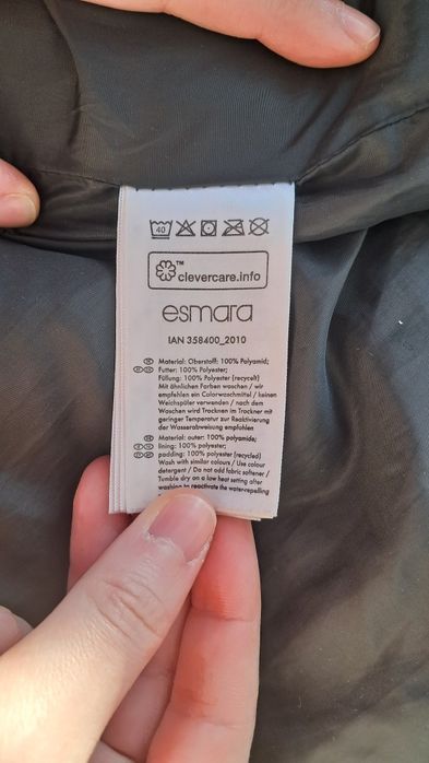 Vestă matlasată pe talie