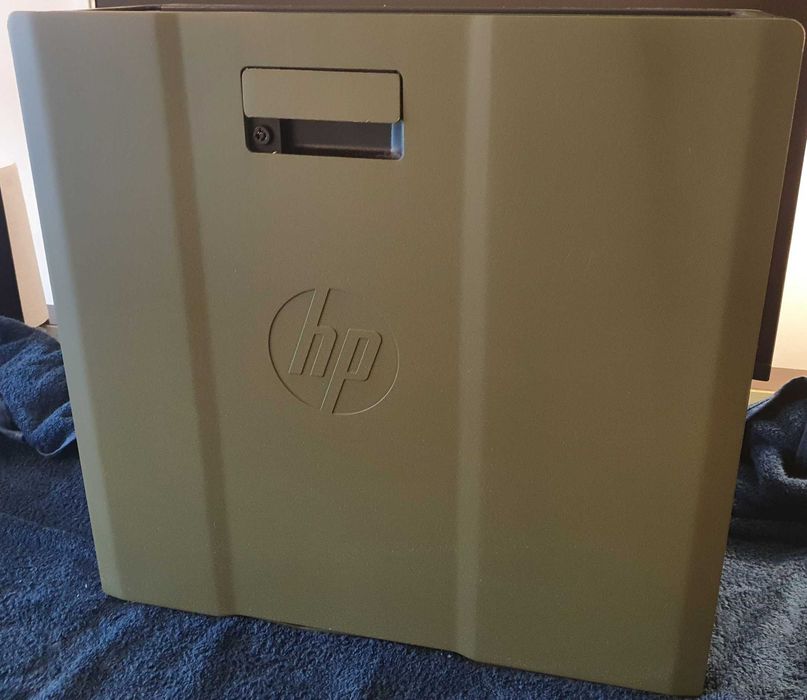 Две перфектни Dual Xeon HP Z640 Workstation + Quadro M4000 + RAID +m.2