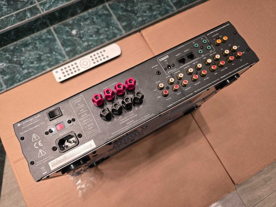 Amplificator Cambridge Audio Azur A640 V2 integrated Amplifier (UK)