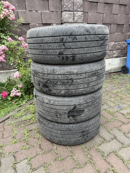 Продам шина 235/45/18
