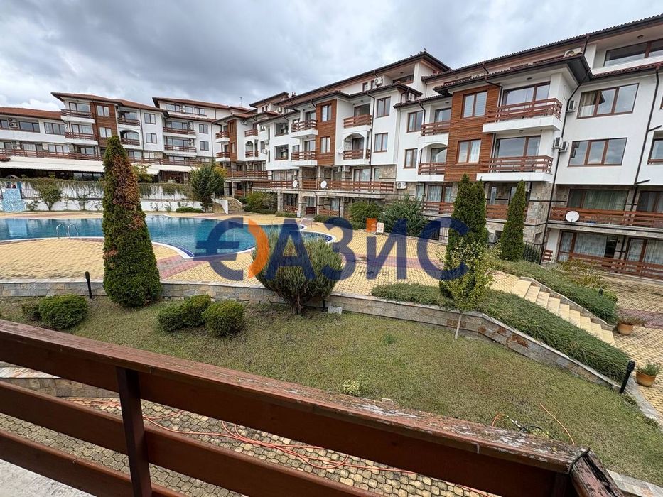 Продава се Едностаен апартамент в к.к. Слънчев бряг - 56 кв.м за 587 €/кв.м - Снимка #7