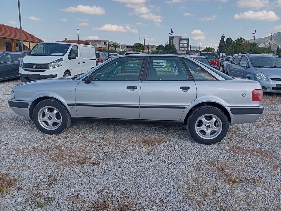 Ауди 80 Б4 2.0- 90к.с. 1995г.