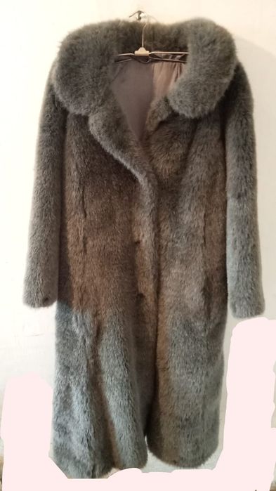 Продам новую, очень красивую эко шубу