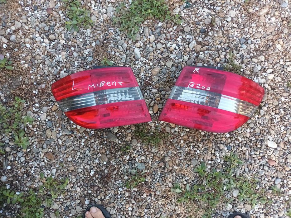 ляв и десен стоп за мерцедес Б класа в245 MERCEDES B - class W245